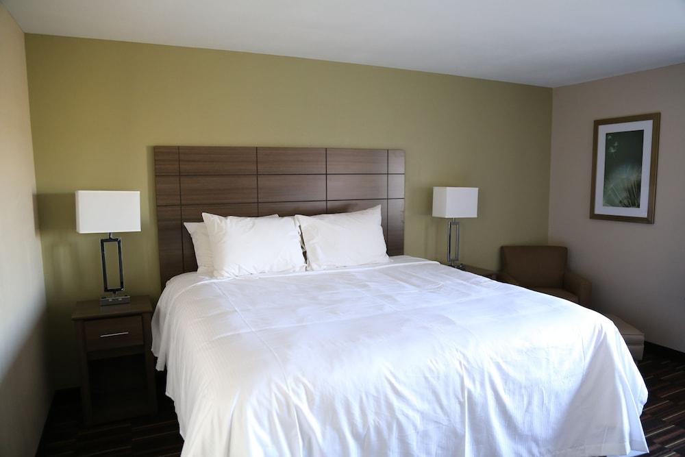Hotel Baymont By Wyndham 2*