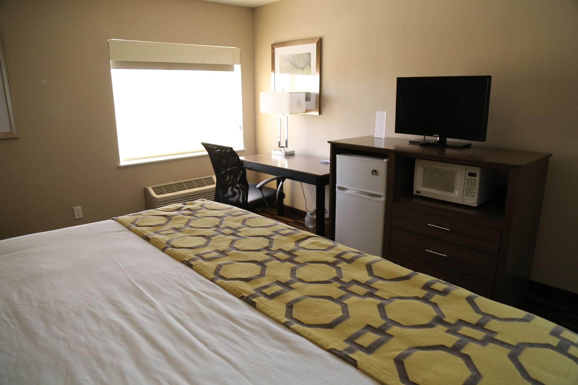 Hotel Baymont By Wyndham Plano
