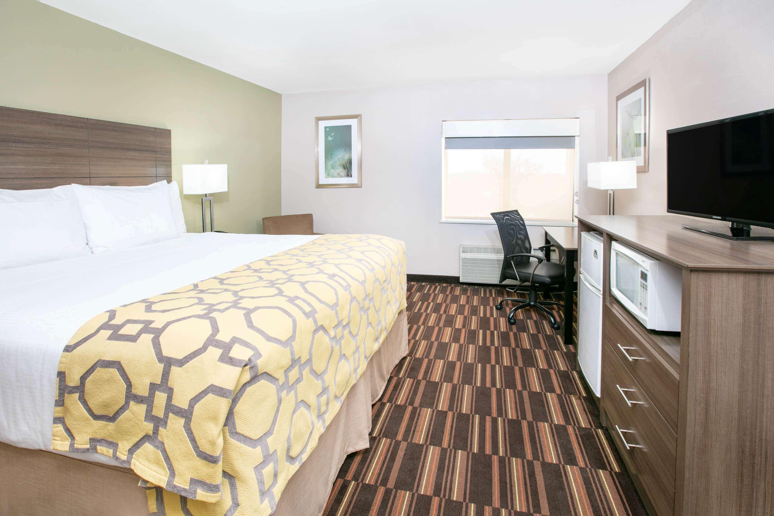 Baymont By Wyndham