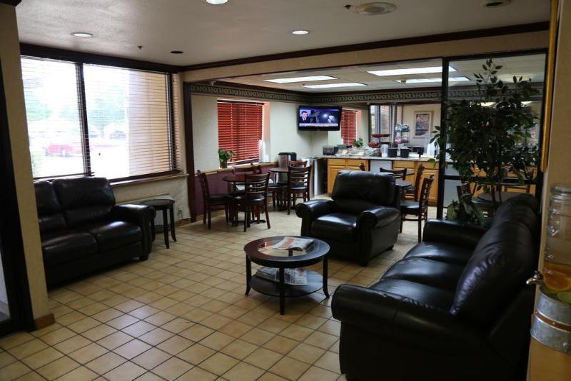 Baymont By Wyndham Hotel 2*