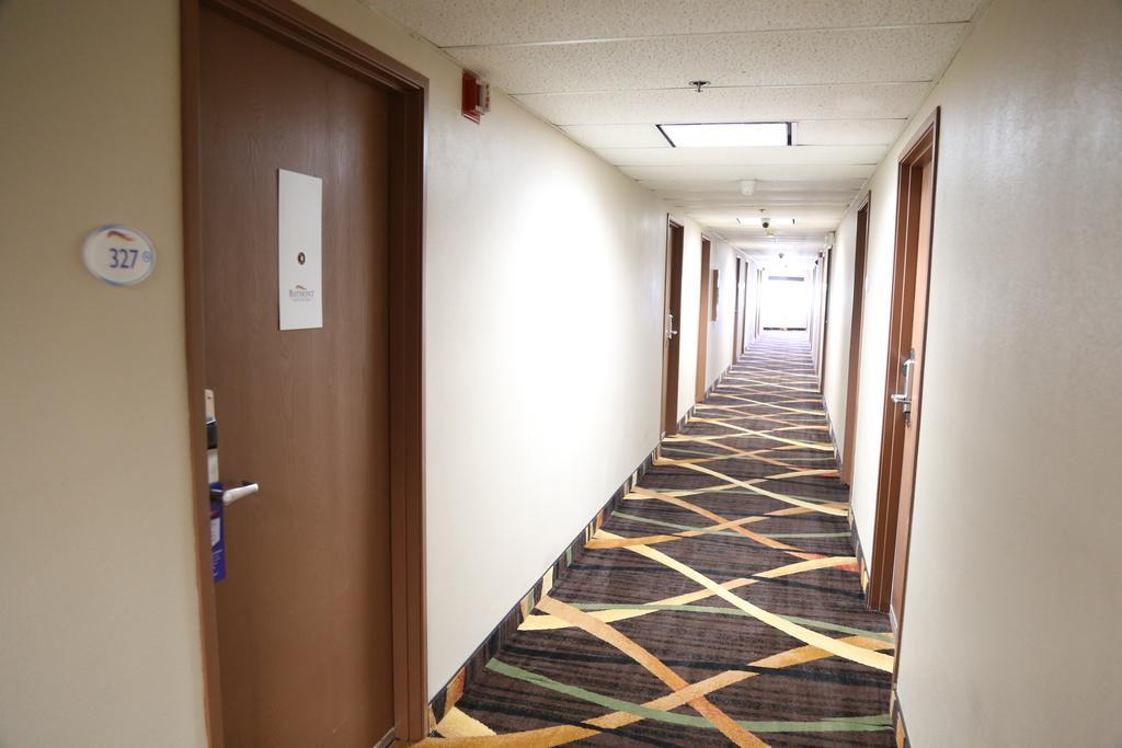 Hotel Baymont By Wyndham Plano