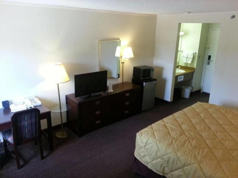 Hotel Baymont By Wyndham 2*